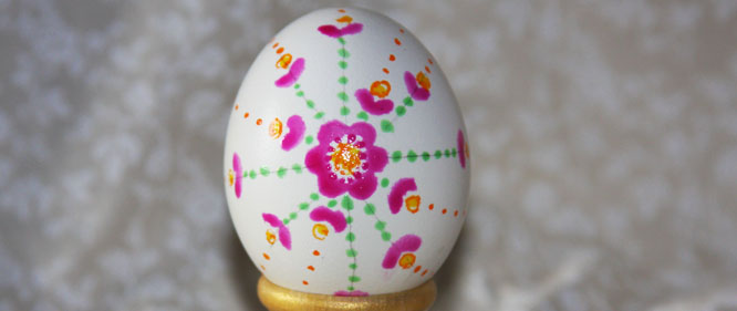 rose design easy Easter eggs for kids craft